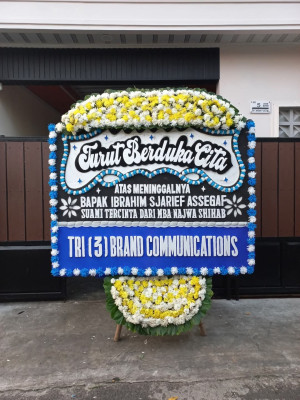 Papan Bunga Duka di Wonosamodro